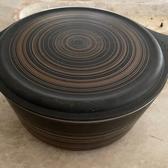 Pyrex Terra matte black and brown striped 485 B 2-1/2Qt covered casserole - Picture 11 of 12